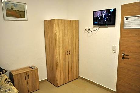 Twin Room with Shared Bathroom