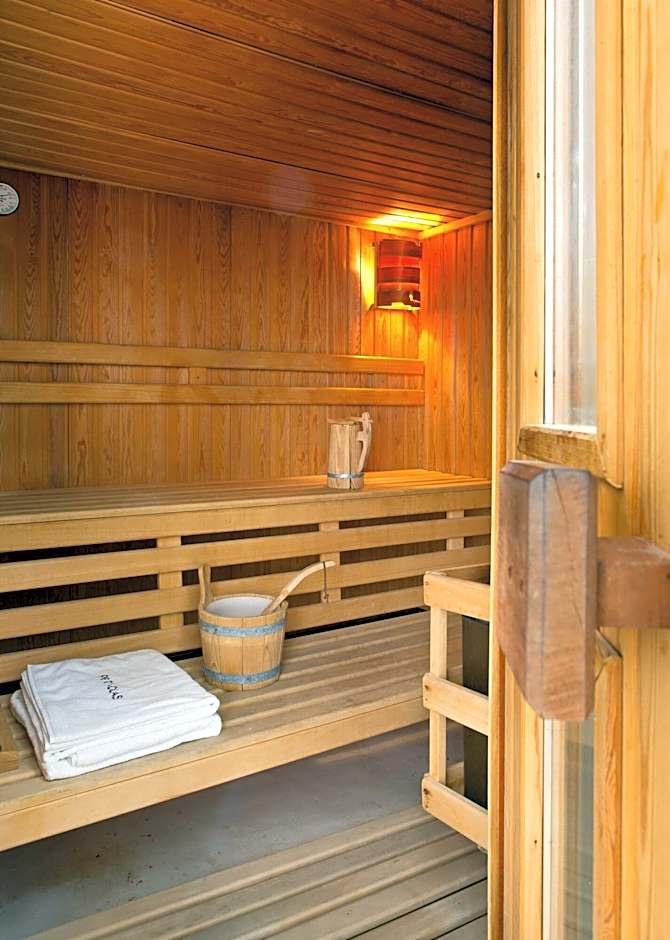 Perivolas Lifestyle Houses