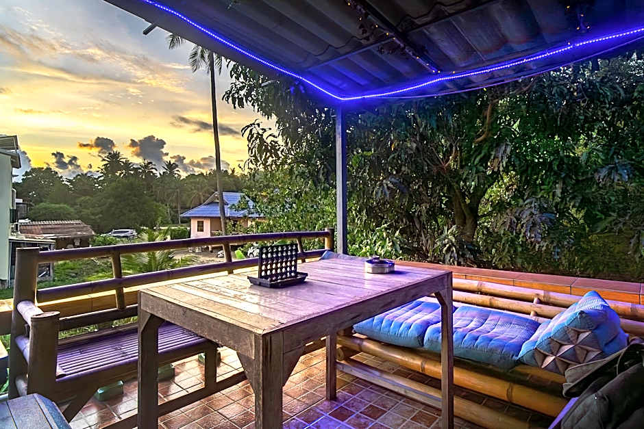 See Sea Backpacker House