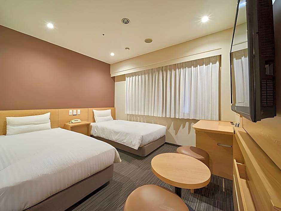 VIA INN SHIN OSAKA WEST - JR WEST GROUP