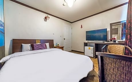 Day Use - Double Room - Max 3 Hours Stay