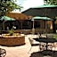 El Pueblo Lodge