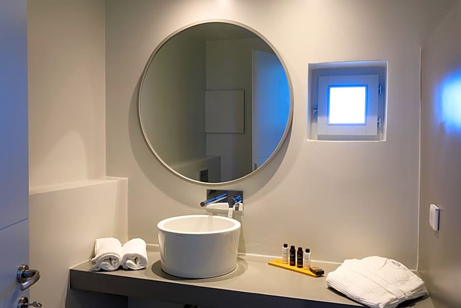 Iliades Luxury Boutique Suites