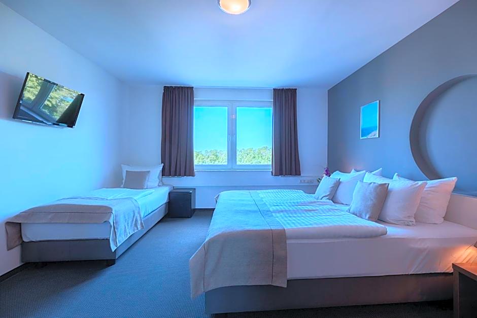 Hotel Aviva