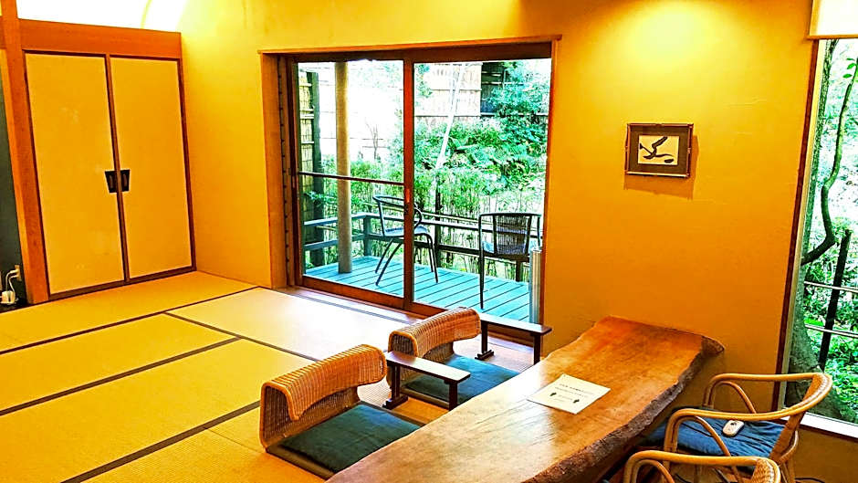 Izukogen Shirogasaki Onsen Hanafubuki