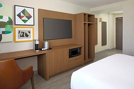 Standard King Room