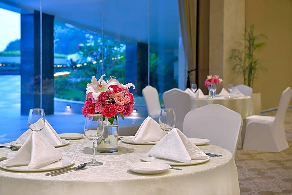 Taj Skyline Ahmedabad