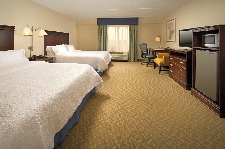 Hampton Inn Syracuse Clay