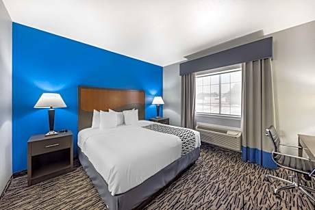 1 King Bed, Non-Smoking, Pillow Top Mattress, 42 Inch Led Television, Microwave And Refrigerator, Fu