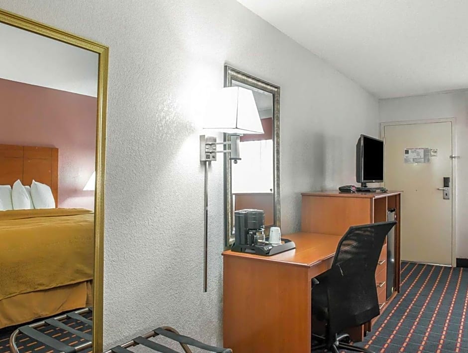 Quality Inn Marianna South