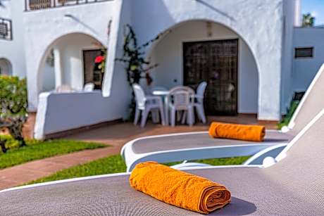 BUNGALOW 2 BEDROOMS 2 BATHROOMS CAPACITY 4