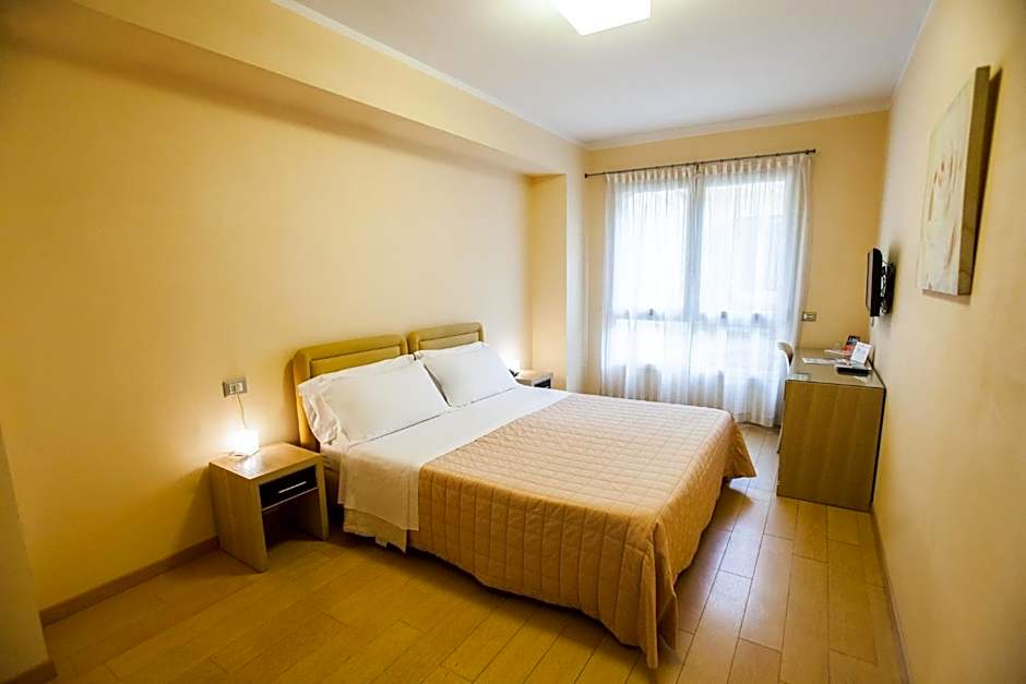 Hotel Diana