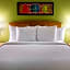 Sonesta Simply Suites Detroit Novi