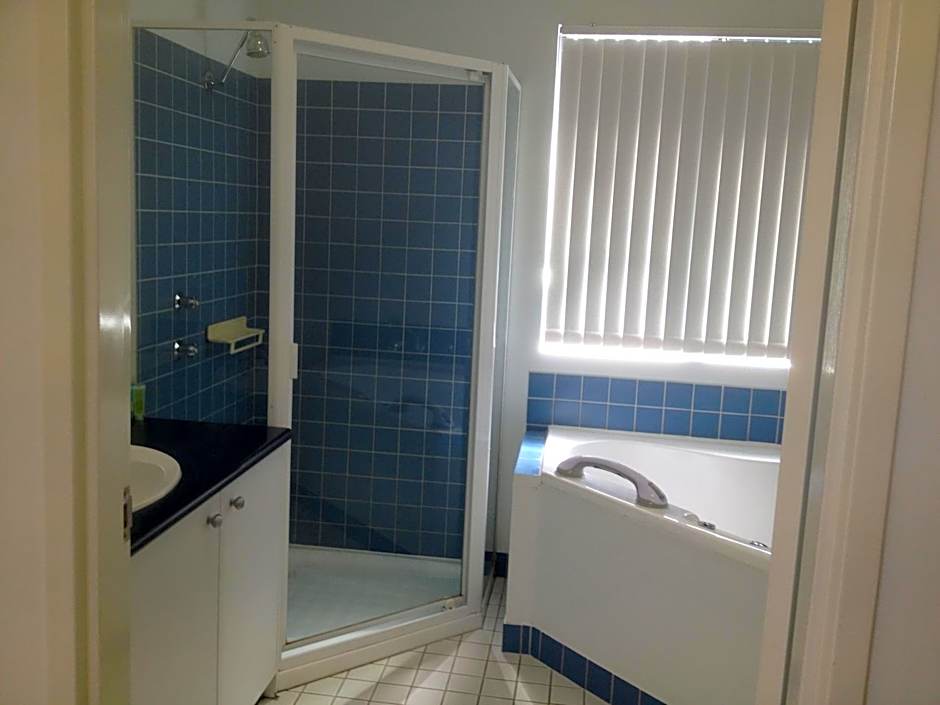 Mandurah Ocean Marina Chalets