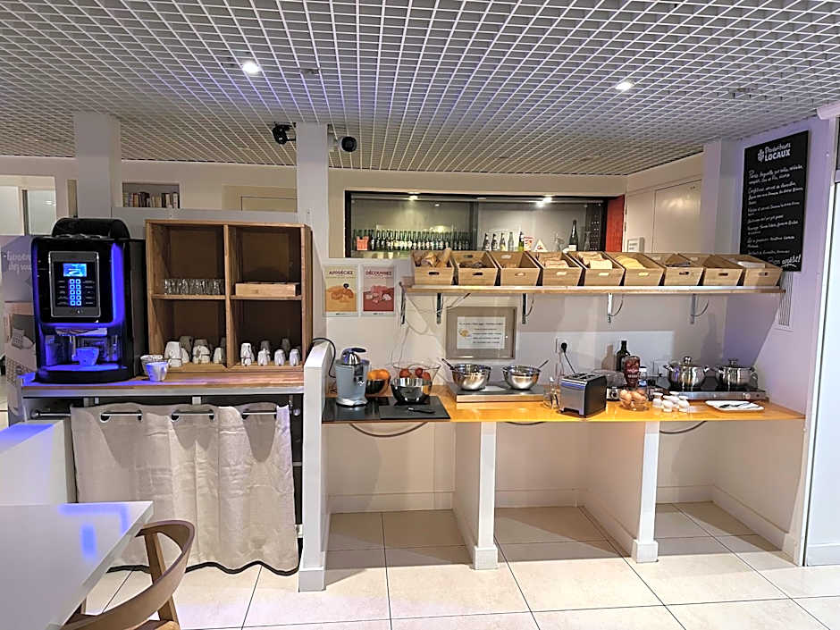 Brit Hotel Porte d'Espagne