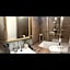 Les Chambres de Amelie B&B