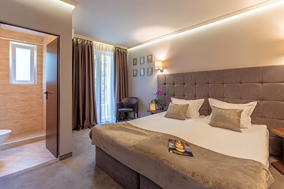 Хотел МИКАДО - онлайн self check-in