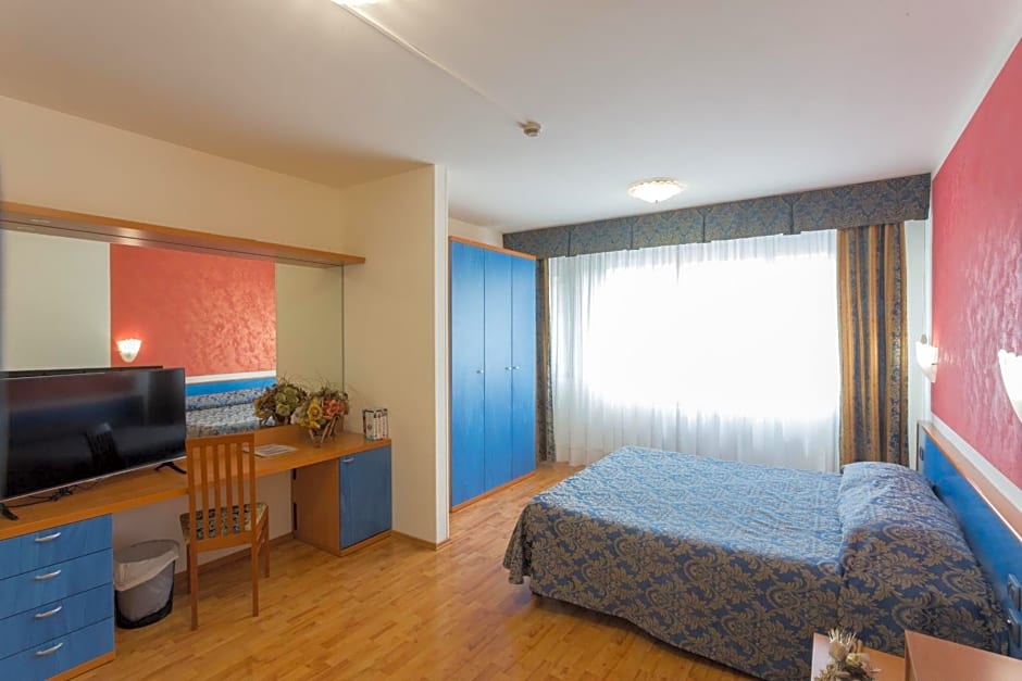 Hotel Airmotel