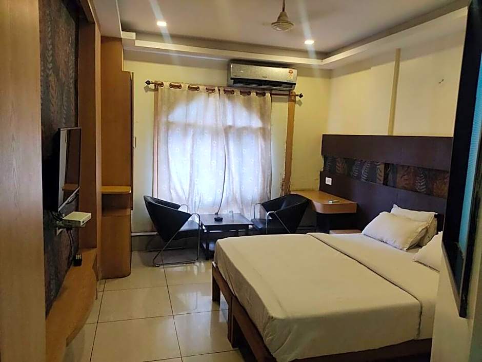 Hotel pleasure palace,Bhopal