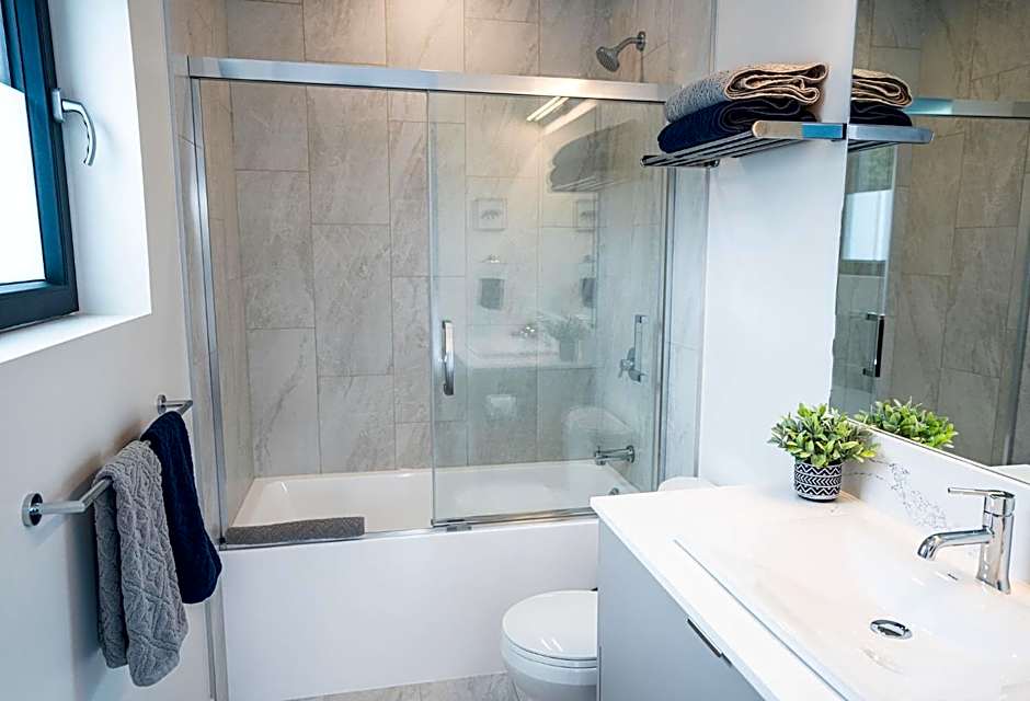 Summit Views Condo by Revelstoke Vacations