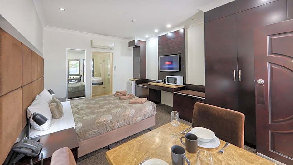 Western Downs Motor Inn