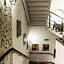 Pergamin Apartments