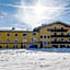 Mountain Hotel & Hostel