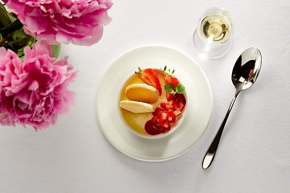 Macdonald Forest Hills Hotel & Spa