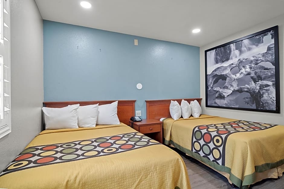 Travelers Inn Medford I-5