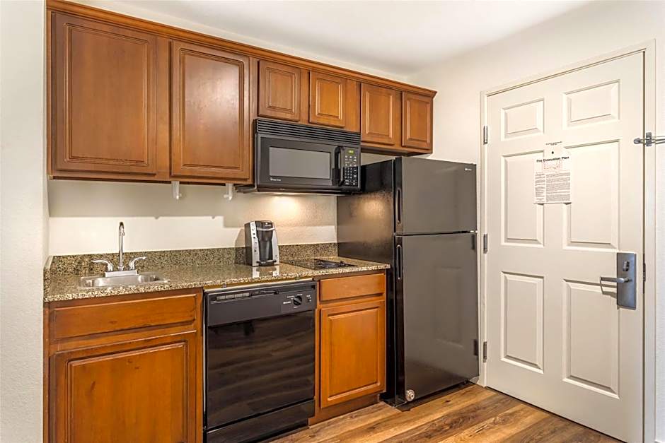 Best Western Plus Valdosta Hotel & Suites