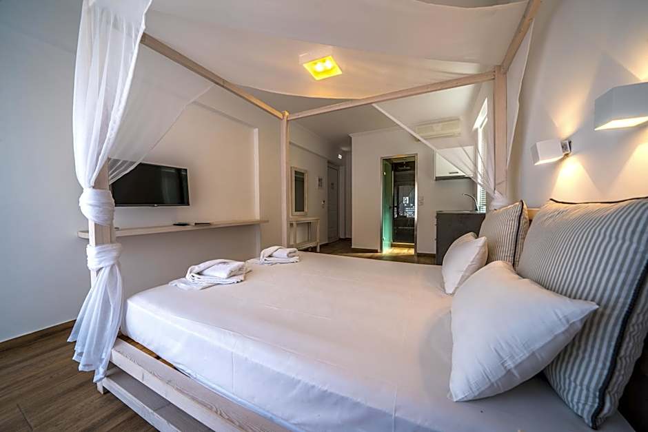 Porto Kalamaki Hotel