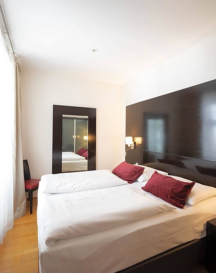 The Levante Rathaus Apartments