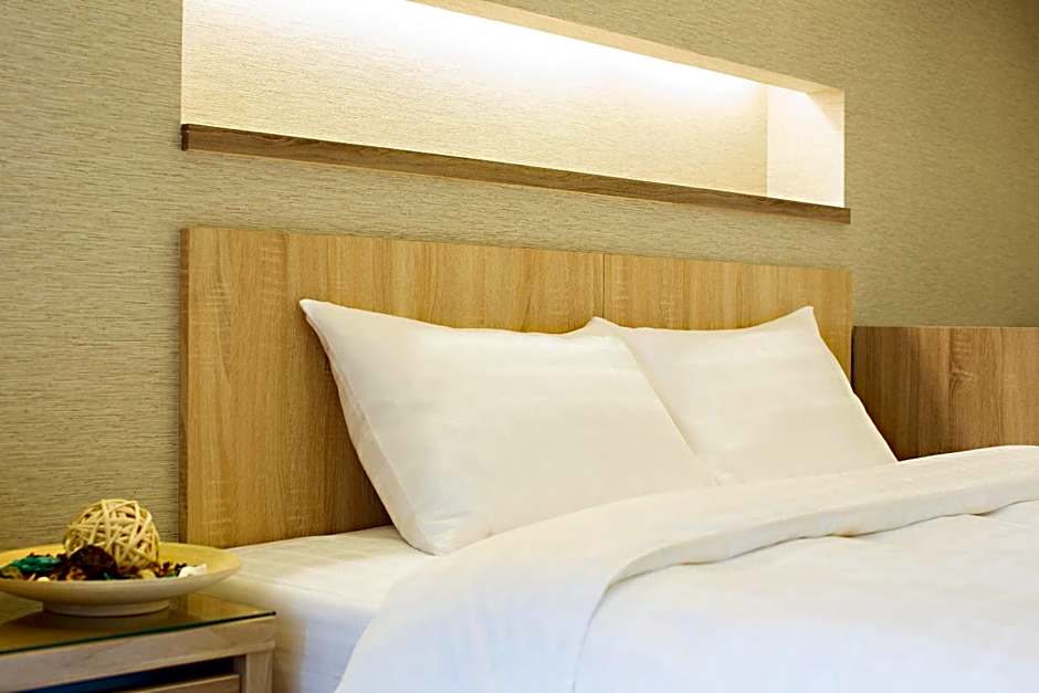 Traveller-Inn Zhongzheng Library