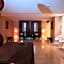 Sintesa Peninsula Hotel