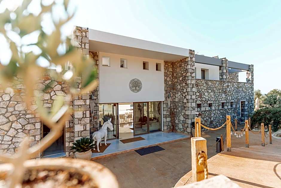 WHITE DONKEY BOUTIQUE Hotel