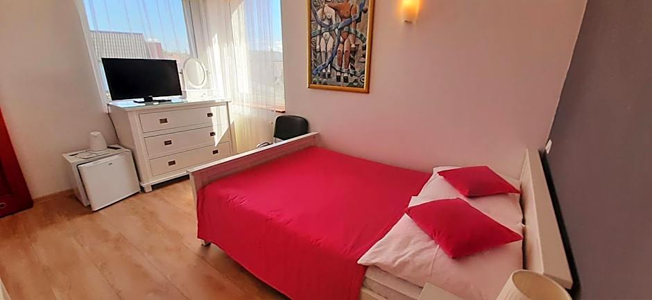 Słoneczny Dom pokoje i apartament na wynajem