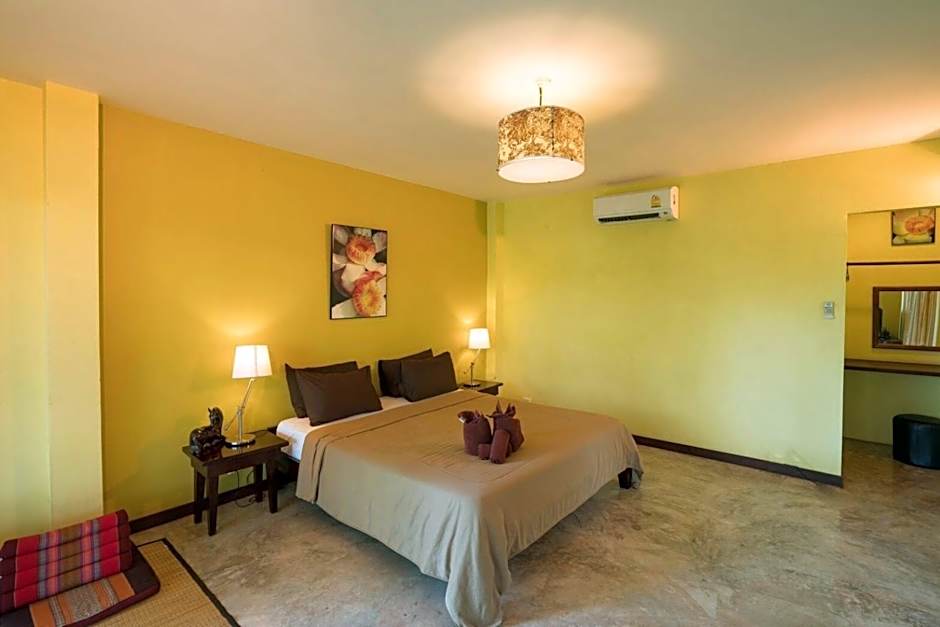 River CoCo @ Amphawa