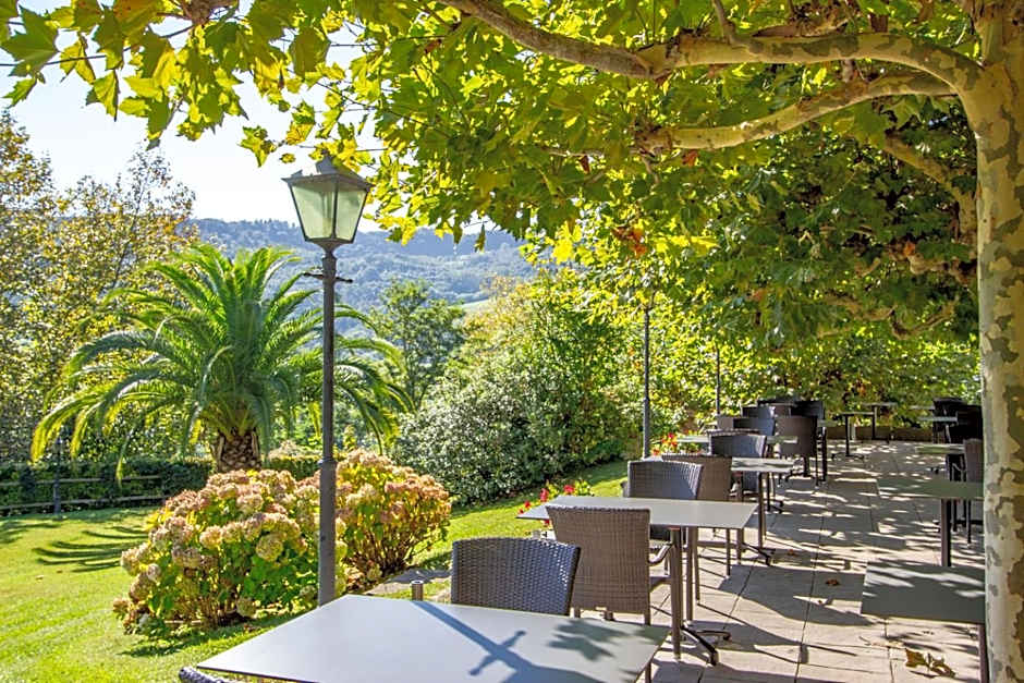 Les Jardins de Bakea