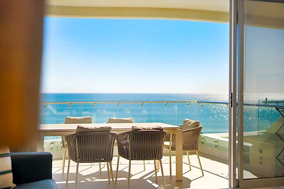 La Mer Apartments