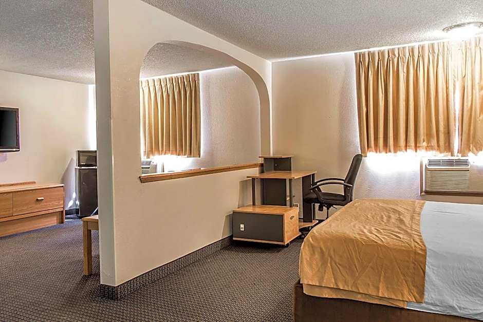 Brentwood Inn Clinton