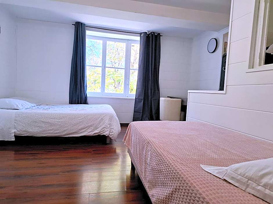 AUBERGE de SAINTE CROIX