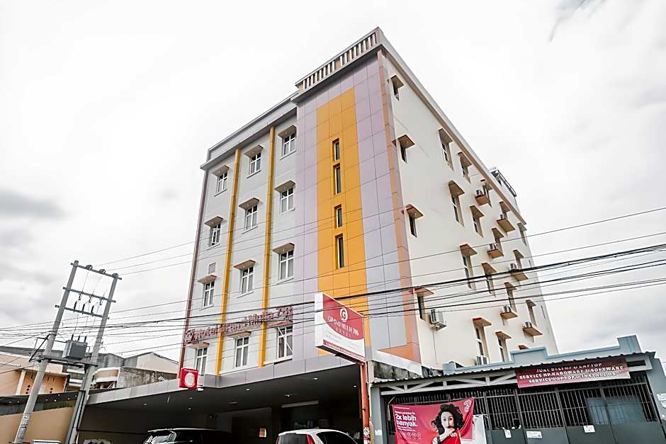 RedDoorz Plus near Universitas Negeri Makassar