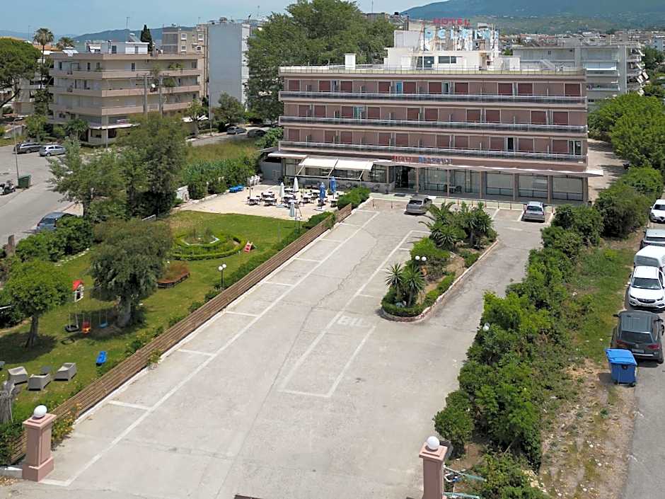 Delfini Hotel Patras