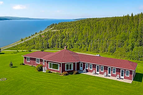 Baddeck Inn