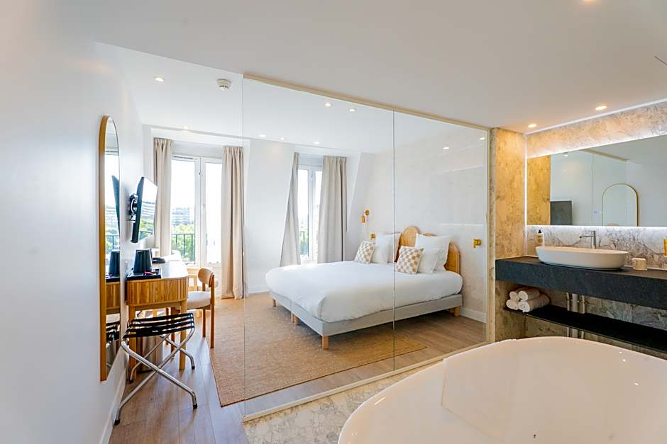 Bobo's (ex Ideal Hotel Design)