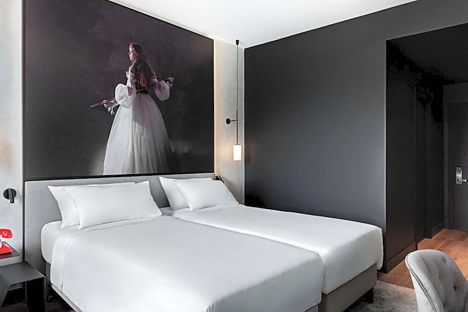 Hotel Paseo del Arte, a member of Radisson Individuals