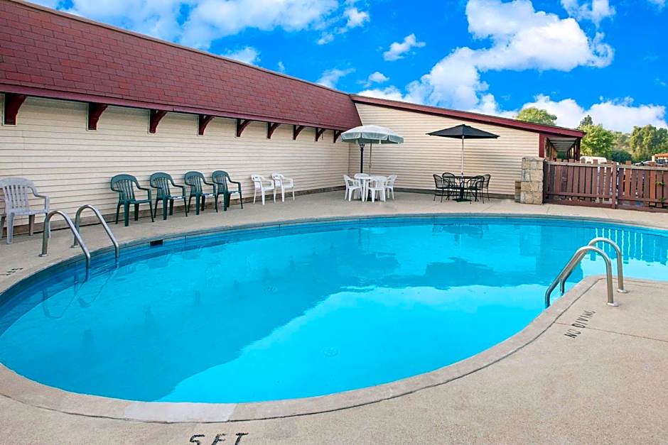 Knights Inn Battle Creek Mi