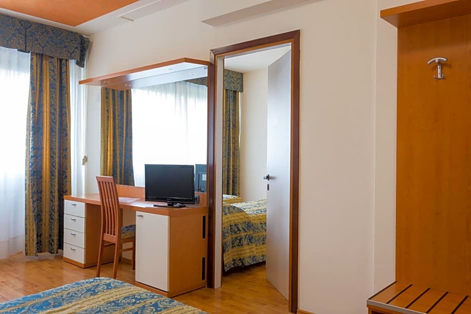 Hotel Airmotel