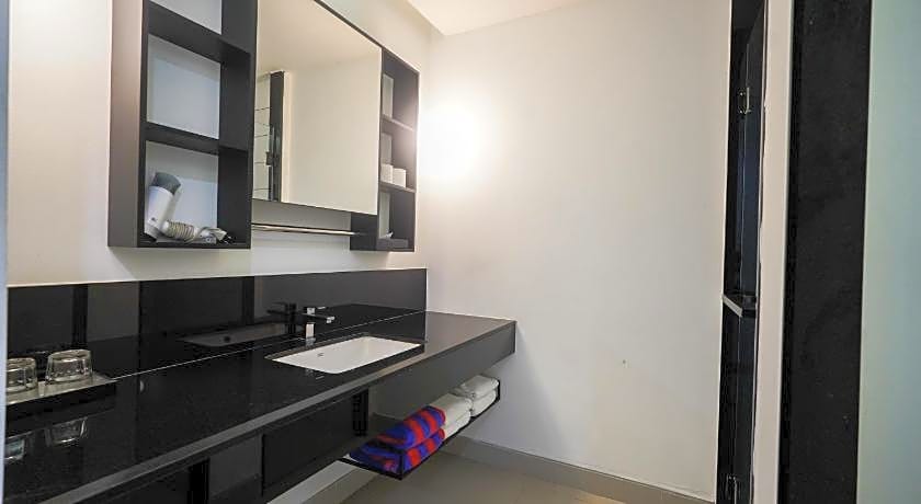 Marina House MUAYTHAI Ta-iad Phuket