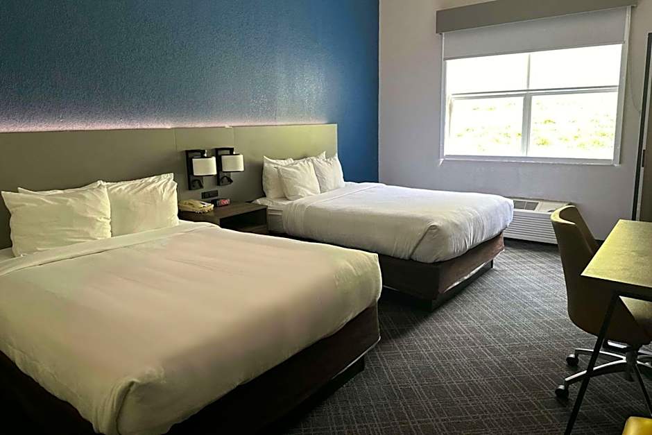 Comfort Inn & Suites Calhoun South
